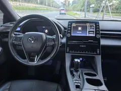 2022 Toyota Avalon 2.5L Luxury — фото 7