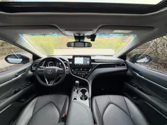 2023 Toyota Camry 2.0G Luxury, белый — фото 10