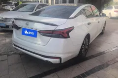 2022 Nissan Teana 2.0L XL-TLS, белый — фото 9