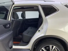 2021 Nissan X-Trail 2.5L XL CVT 4WD, белый — фото 13