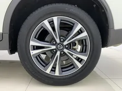 2021 Nissan X-Trail 2.5L XL CVT 4WD, белый — фото 16