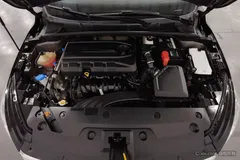 2022 Geely Emgrand 4th Gen 1.5L MT Elite — фото 6