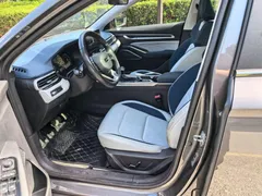 2022 Geely Emgrand 4th Gen 1.5L CVT Flagship — фото 5