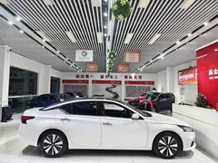 2021 Nissan Teana 2.0L XL Comfort, белый — фото 4