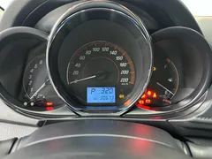 2022 Toyota Yaris L Zhixuan 1.5L CVT Leading Plus, белый — фото 22