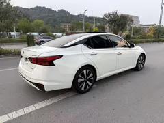 2021 Nissan Teana 2.0L XL Comfort, белый — фото 8