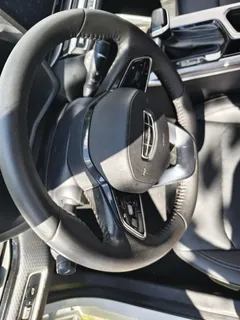 2022 Geely Emgrand 4th Gen 1.5L CVT Luxury, белый — фото 6