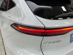 2022 Toyota Venza 2.0L CVT 2WD Premium, белый — фото 23