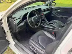 2021 Toyota Avalon 2.5L Luxury, белый — фото 5
