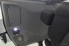 2023 Toyota Frontlander 2.0L CVT Elite, белый — фото 18