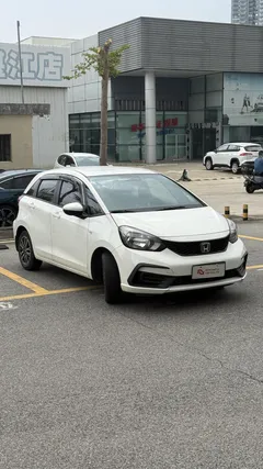 2023 Honda Fit 1.5L CVT, белый — фото 2
