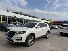 2022 Nissan X-Trail 2.0L 2WD, белый — фото 1