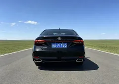 2023 Toyota Avalon 2.0L CVT XLE Premium, чёрный — фото 5