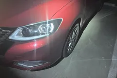 2021 Nissan Tiida 1.6L CVT, красный — фото 2
