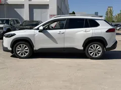 2023 Toyota Corolla Cross 2.0L CVT Luxury, белый — фото 3