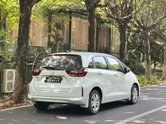 2023 Honda Fit 1.5L CVT, белый — фото 4