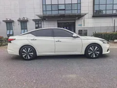 2021 Nissan Teana 2.0L XL Comfort, белый — фото 4