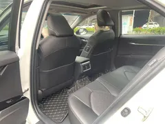 2021 Toyota Camry 2.5S Fashion, белый — фото 7