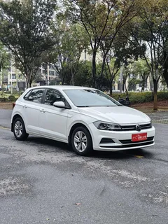 2021 Volkswagen Polo Plus 1.5L AT, белый — фото 3