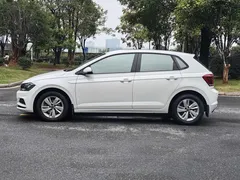 2021 Volkswagen Polo Plus 1.5L AT, белый — фото 10