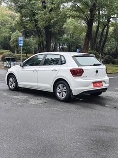 2021 Volkswagen Polo Plus 1.5L AT, белый — фото 11