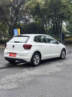 2021 Volkswagen Polo Plus 1.5L AT, белый — фото 13
