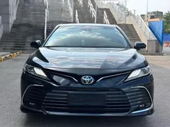 2021 Toyota Camry 2.5G Luxury, чёрный — фото 2