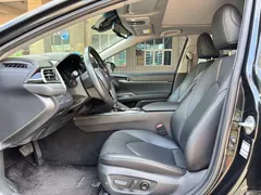 2021 Toyota Camry 2.5G Luxury, чёрный — фото 8