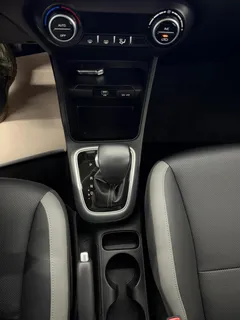 2021 Kia Yipao 1.4L CVT Sunroof, белый — фото 11