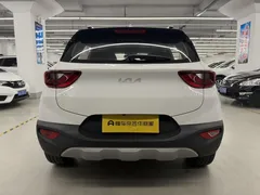 2021 Kia Yipao 1.4L CVT Sunroof, белый — фото 18