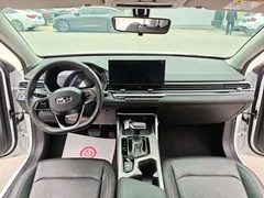 2023 Geely Emgrand 4th Gen 1.5L CVT Premium Champion, белый — фото 11