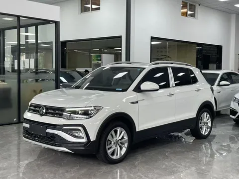 2023 Volkswagen Tacqua 1.5L AT Comfort