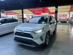 2022 Toyota RAV4 2.0L CVT 2WD Fashion, белый — фото 1