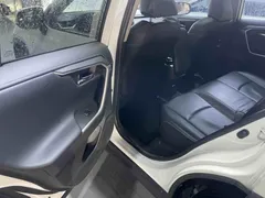 2022 Toyota RAV4 2.0L CVT 2WD Fashion, белый — фото 6