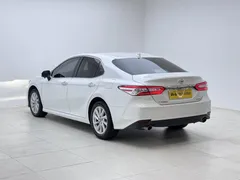 2022 Toyota Camry 2.0G Luxury, белый — фото 5