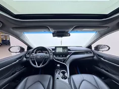 2022 Toyota Camry 2.0G Luxury, белый — фото 9