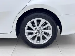 2022 Toyota Camry 2.0G Luxury, белый — фото 15