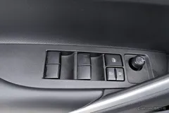 2023 Toyota Frontlander 2.0L CVT Elite, белый — фото 12