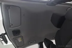 2023 Toyota Frontlander 2.0L CVT Elite, белый — фото 18