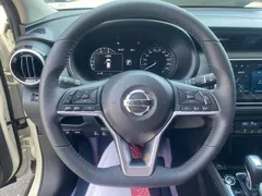2022 Nissan Kicks 1.5L XV CVT Luxury, белый — фото 11