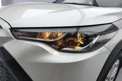 2023 Toyota Frontlander 2.0L CVT Leading, белый — фото 2