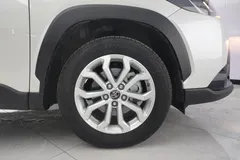 2023 Toyota Frontlander 2.0L CVT Leading, белый — фото 5