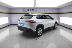 2023 Toyota Frontlander 2.0L CVT Leading, белый — фото 9