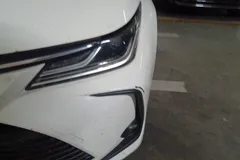 2021 Toyota Corolla 1.5L CVT Elite, белый — фото 2