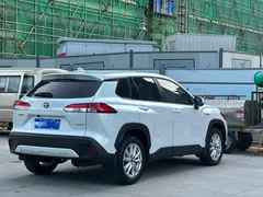 2023 Toyota Corolla Cross 2.0L CVT Elite, белый — фото 6