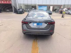 2022 Nissan Sylphy 1.6L XE CVT — фото 8