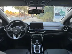 2021 Kia Cerato 1.5L CVT Fashion, белый — фото 6