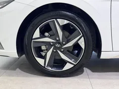 2022 Hyundai Elantra 1.5L CVT GLX Elite, белый — фото 10