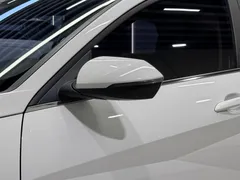 2022 Hyundai Elantra 1.5L CVT GLX Elite, белый — фото 13
