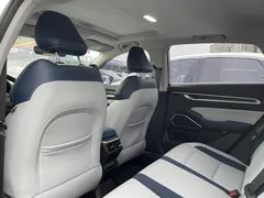 2022 Geely Emgrand 4th Gen 1.5L CVT Premium, белый — фото 6
